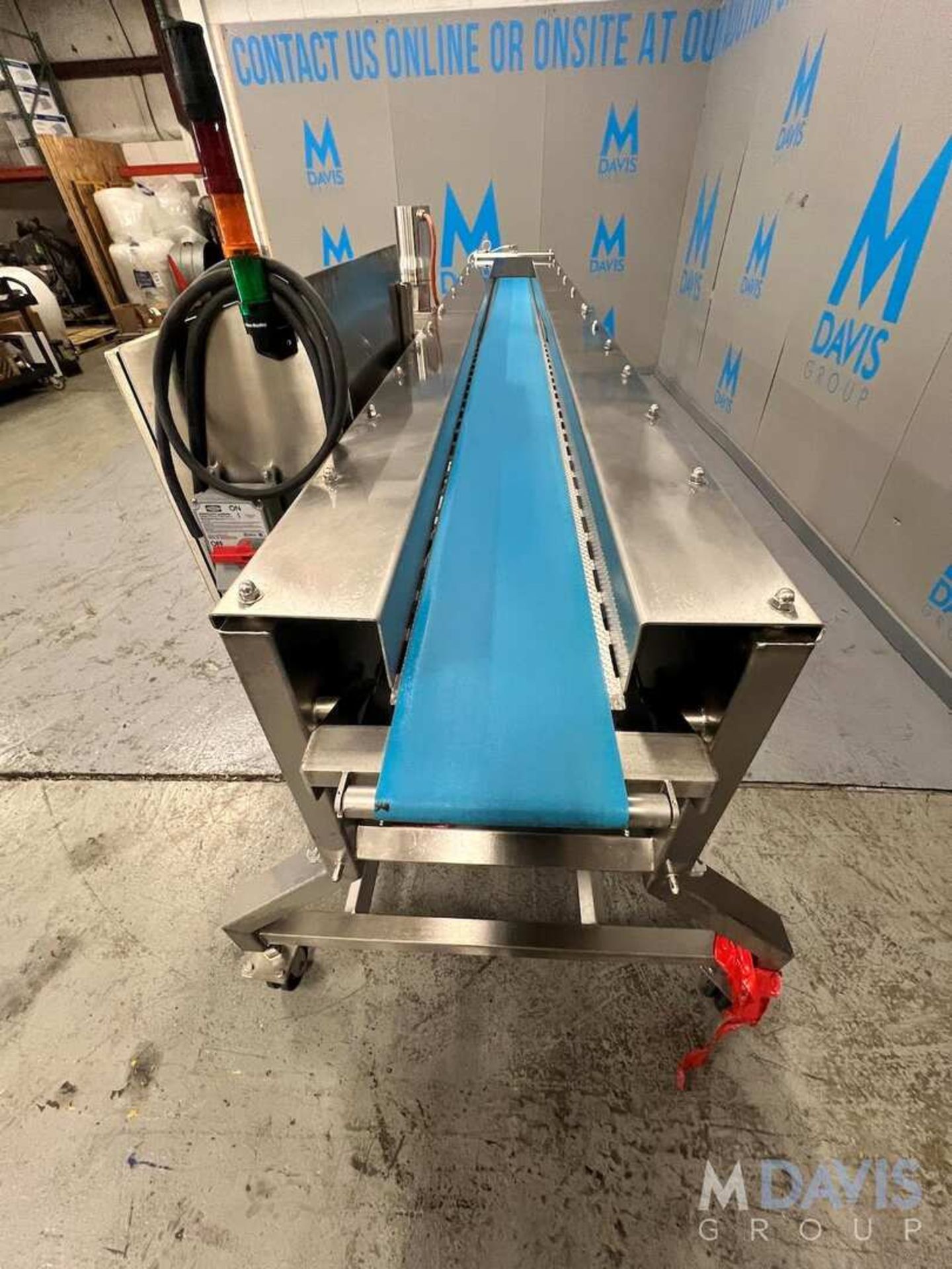 BOSTON CONVEYOR AND AUTOMATION SHUTTLE CONVEYOR, ALLEN BRADLEY SERVO MOTOR, COMPACTLOGIX 5380 PLCE C - Image 8 of 29