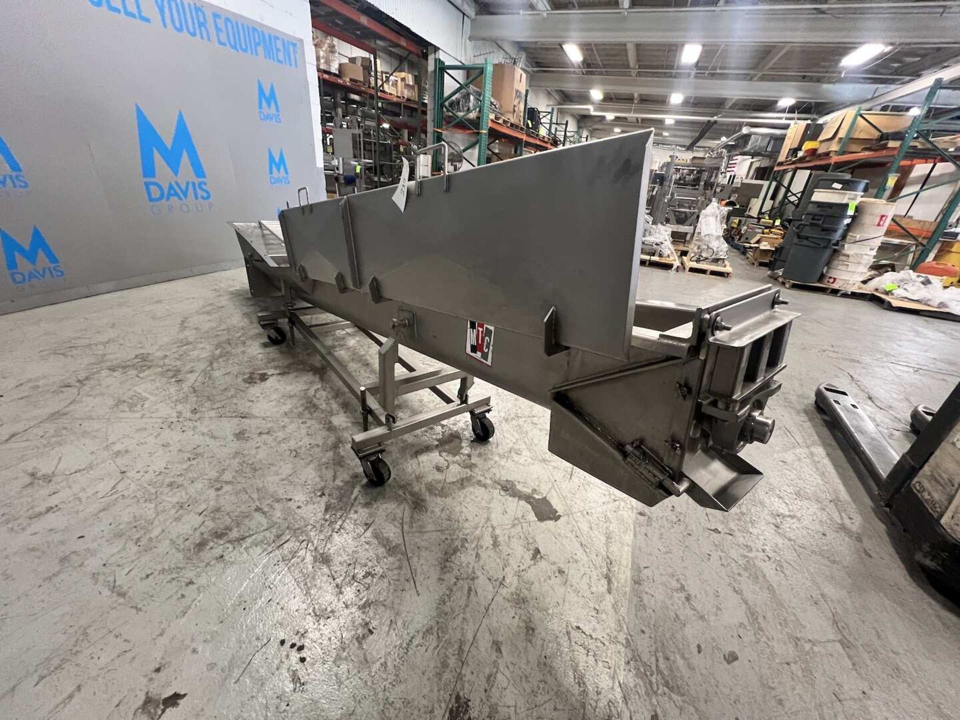 MTC 13 FT L PORTABLE INCLINED S/S AUGER CONVEYOR / HOPPER - Image 4 of 30