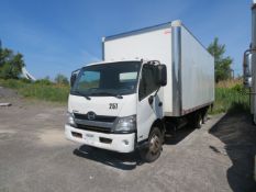 2019 HINO #195 box truck - automatic - diesel and hydraulic tail gate, (faulty transmission) ***