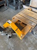 Uline 6500 LBS Pallet Jack
