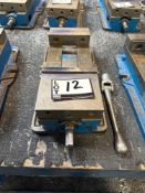 Kurt D 675 Mill Vise