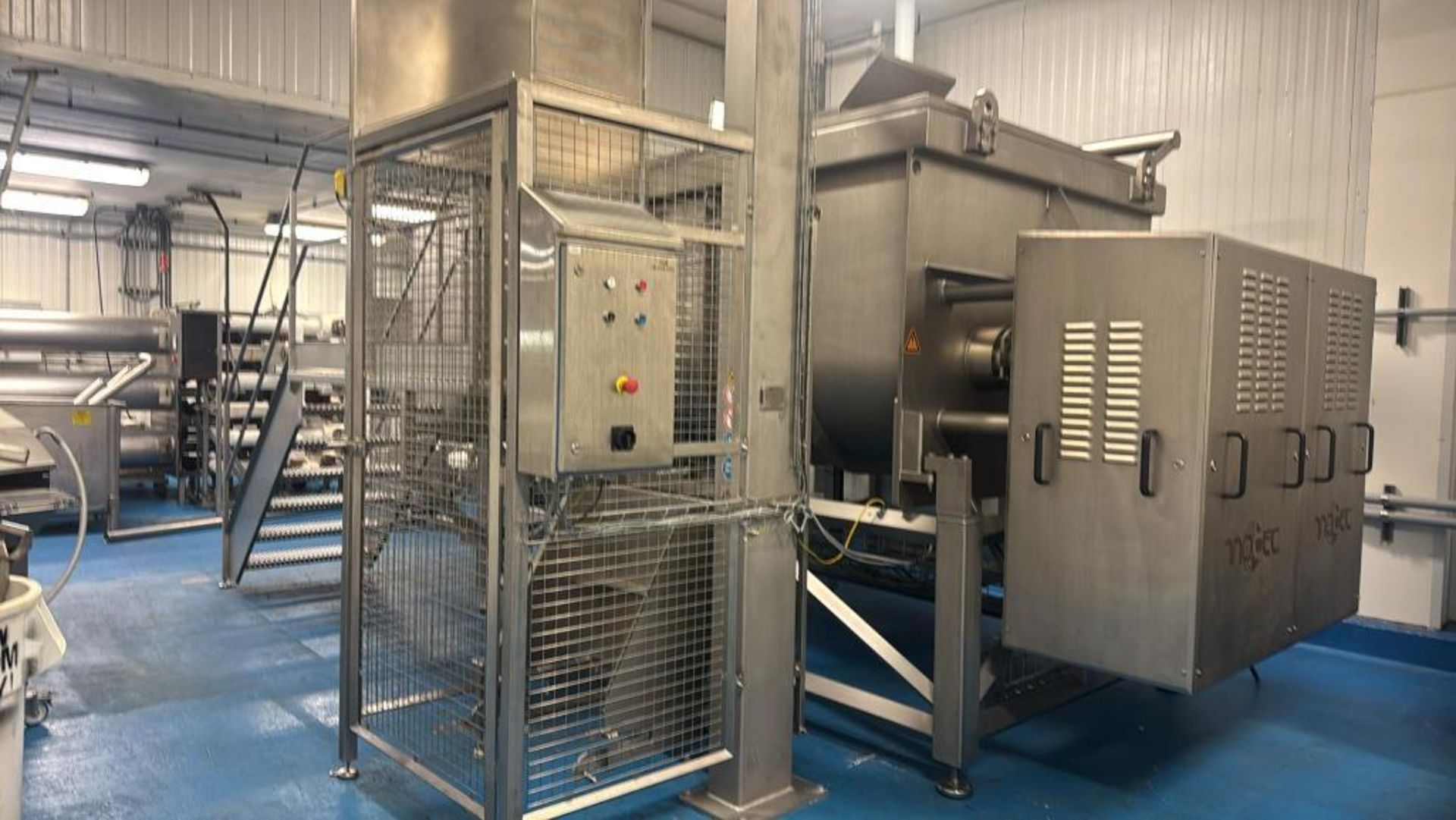 Inotec Ribbon Mixer, Mdl. IMS 4500, 9,000 Lb. Capacity with integrated ...