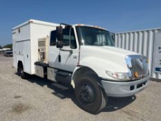 2004 International 4300 S/A Chassis Service Truck