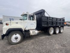 2001 Mack RD688S 3A Dump Truck