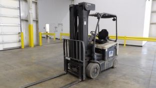 2015 Crown 4500 5000LB Electric Warehouse Forklift