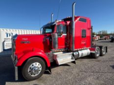 2014 Kenworth W900 T/A Tractor Trailer Sleeper