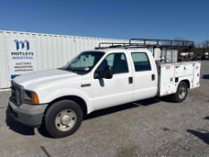 2005 Ford F250 XL Super Duty Crew Cab Service Truck