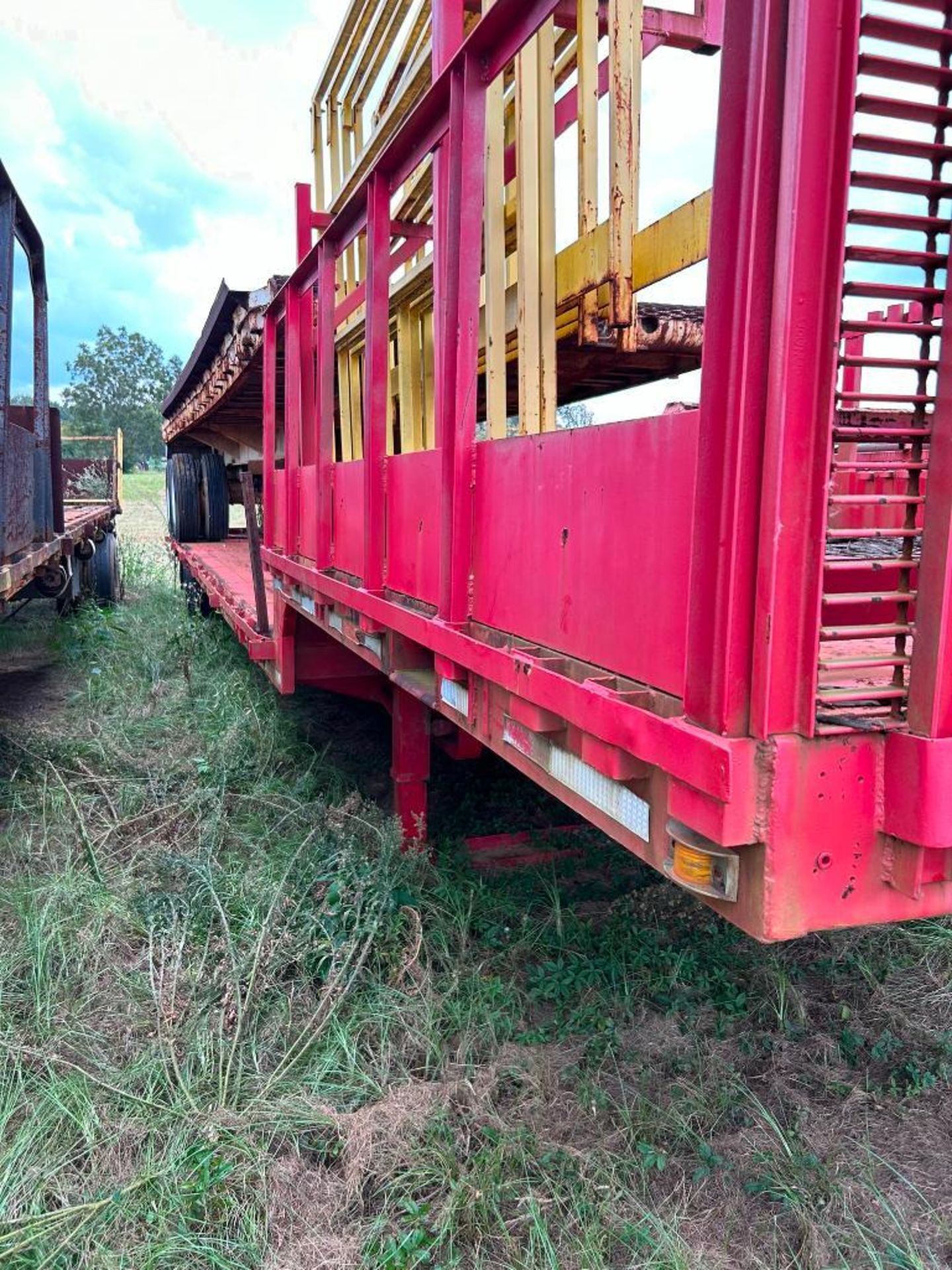 T/A Step Deck Trailer, 30' Lower Deck, 11' Upper Deck w/ Hobbs 30' T/A Flatbed Trailer, Model 0FBH-1