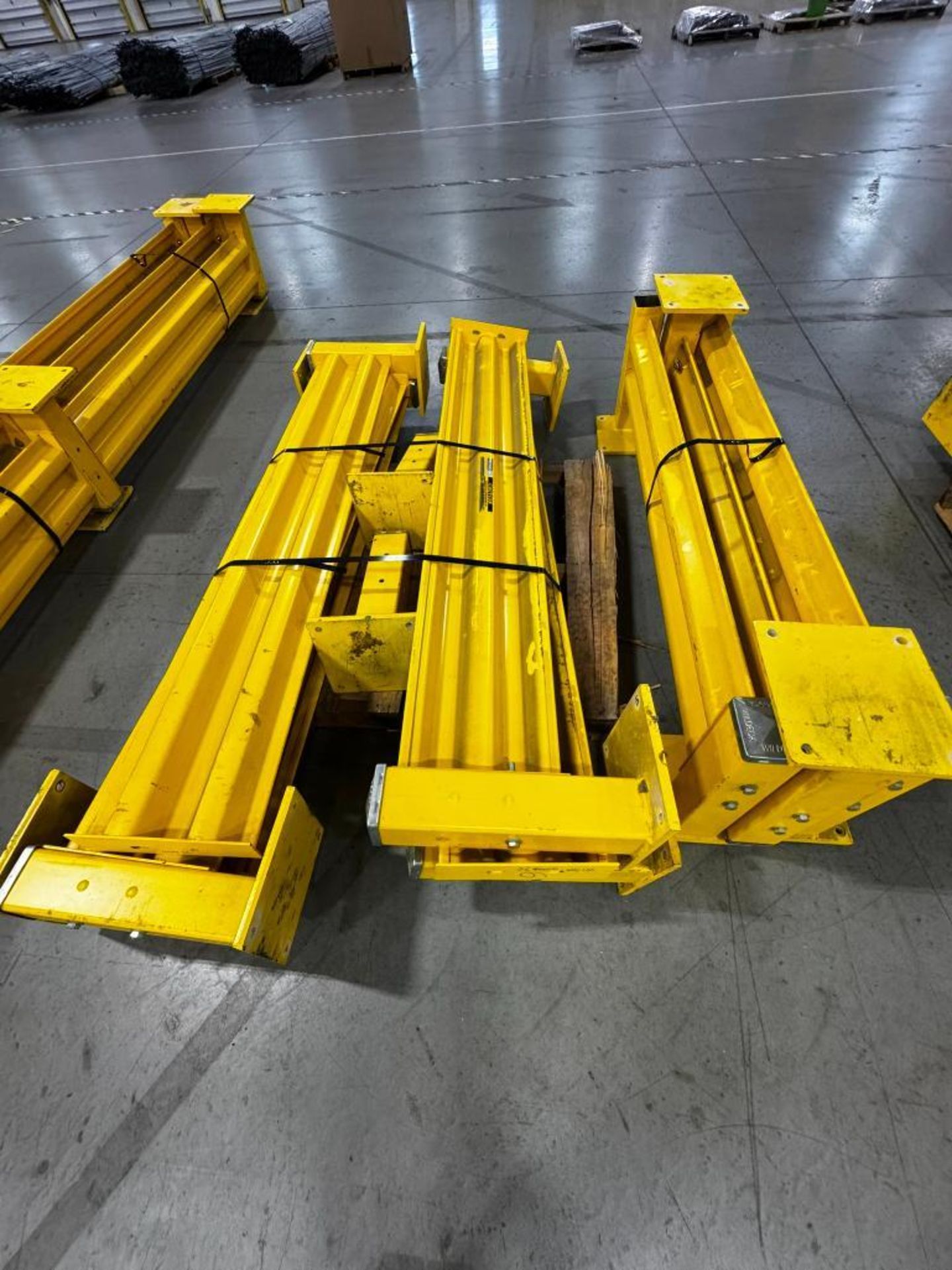 Wilddeck Posts { Group of lots: 207, 208 } (9) Wildeck & Wilgard Yellow Guardrail, 66 ...