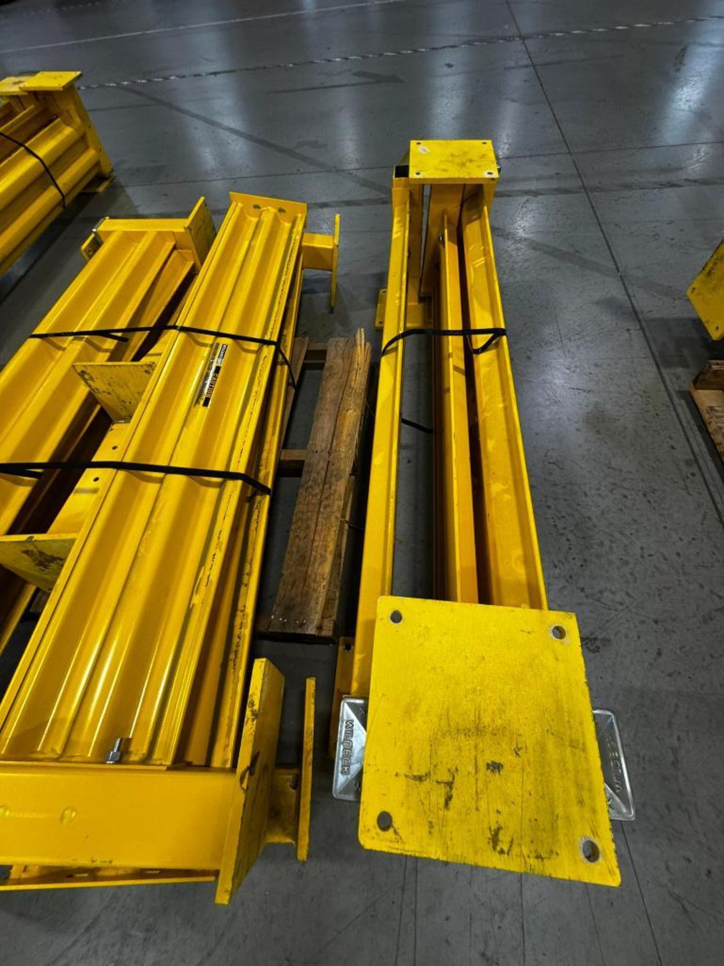 Wilddeck Posts { Group of lots: 207, 208 } (9) Wildeck & Wilgard Yellow Guardrail, 66 ...
