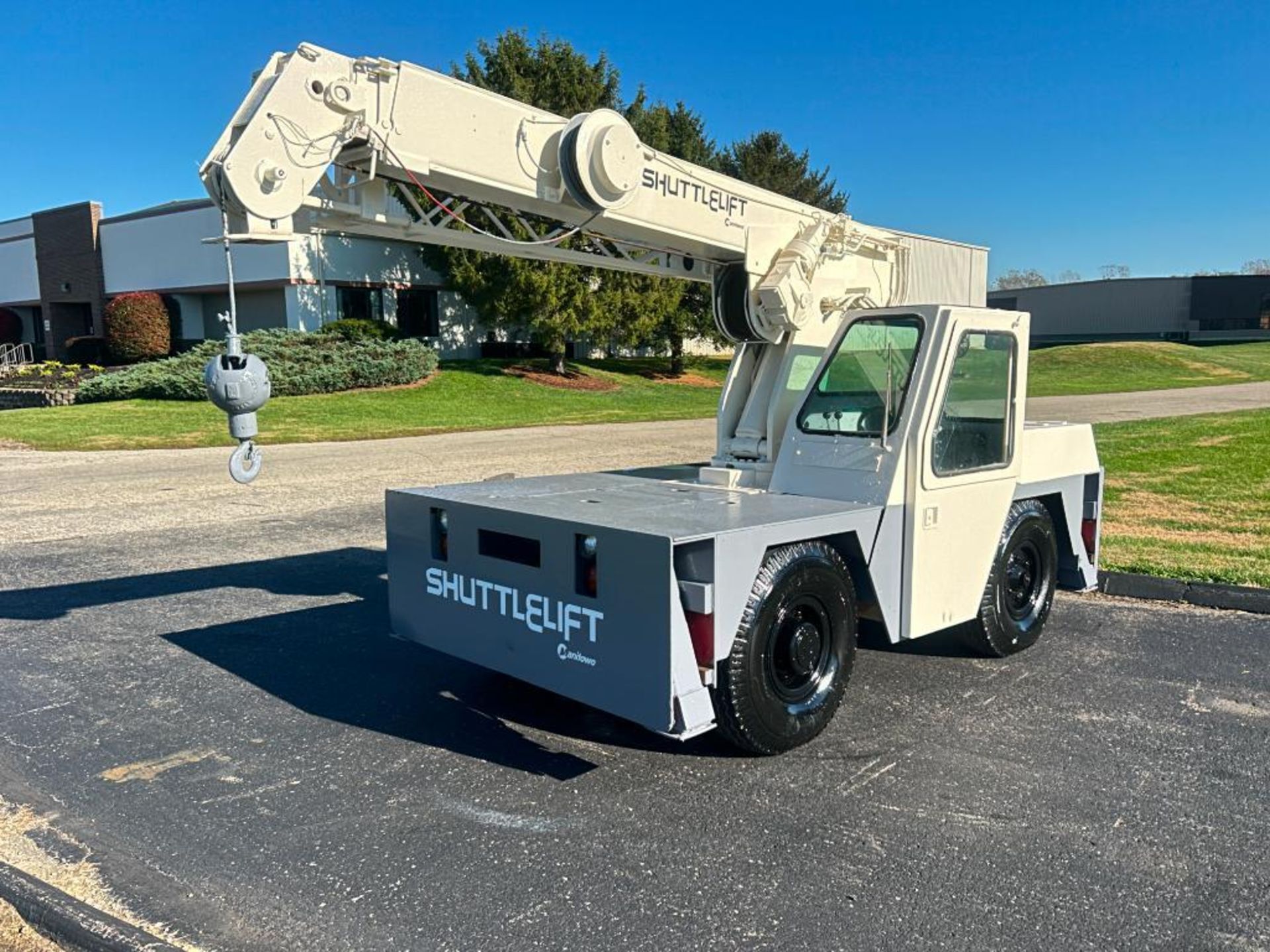 Shuttle Lift 17,000-LB. Capacity Carry Deck Crane, Model 3330 ELB, S/N ...