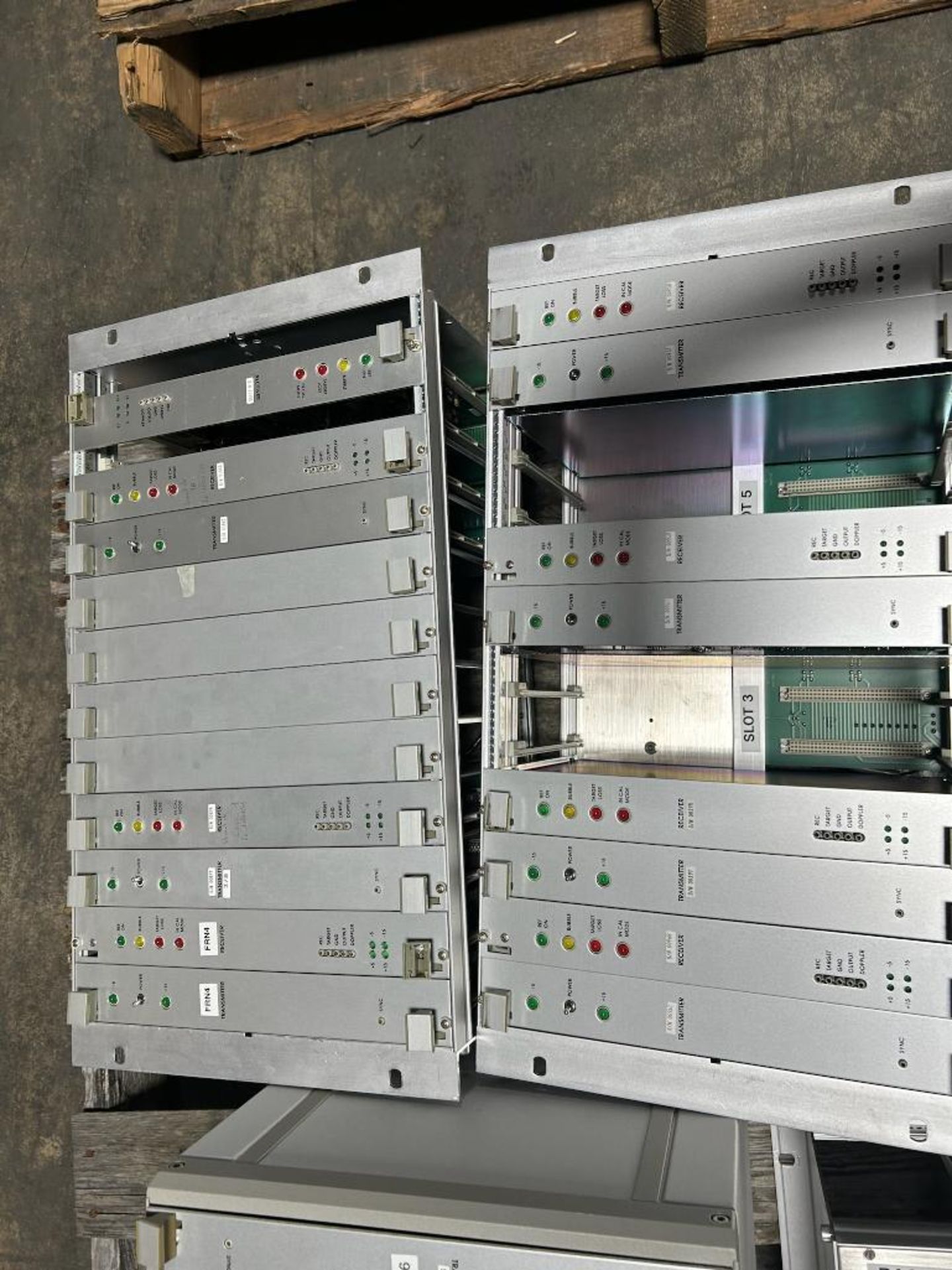 { Group of lots: 453, 454, 455, 456 } (5) Chassis Racks w/ Transmitter ...