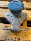 (F) Micro Motion CMF010 Mass Flow Sensor, Model CMF010M324NQBUEZZZ