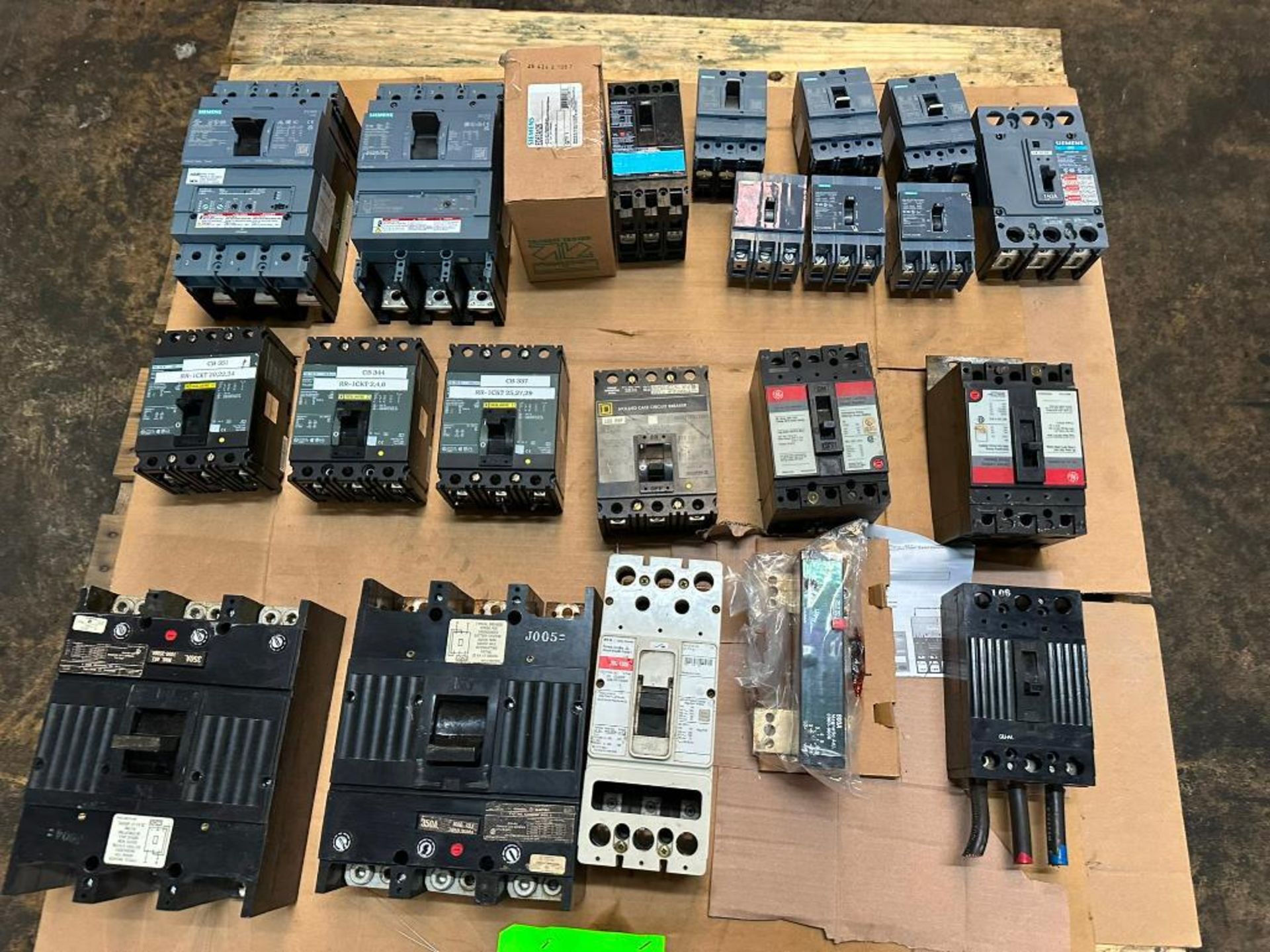(F) Pallet of Circuit Breakers, Siemens, Square D, Eaton, GE