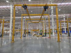 MUNCK 2-ton traveling crane with 8“ x 8” IPR beam and 8“ x 8” joist, contains 1 U-type bridge with