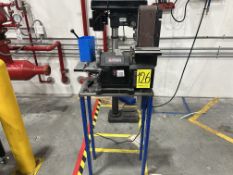 Belt and disc sander dimensions: Belt 10 cm x 91.4 cm, Disc diameter 20 cm, power 3/4 HP, 120V