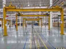 MUNCK 1-ton traveling crane with 8“ x 8” IPR beam and 12“ x 6.5” joist, contains 2 bridges with 2 M