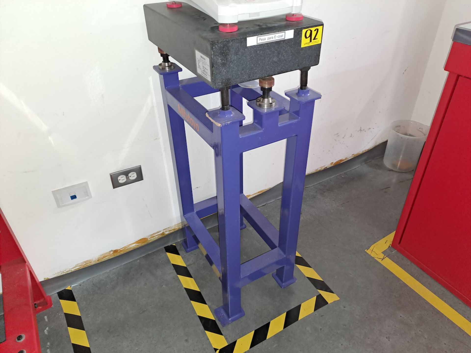 Mitutoyo GRAPLATE Granite Table, Grade 1, Series 2403001 IN 2 ...