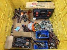 NEW Lot of tools, Contains: TRUPER brand plastic LED flashlights, 180 lumens; PHILIPS brand screwdr