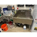 Regency Stainless Steel Large Basin Sink - Model 600S13624B (Approx. 5' x 28")