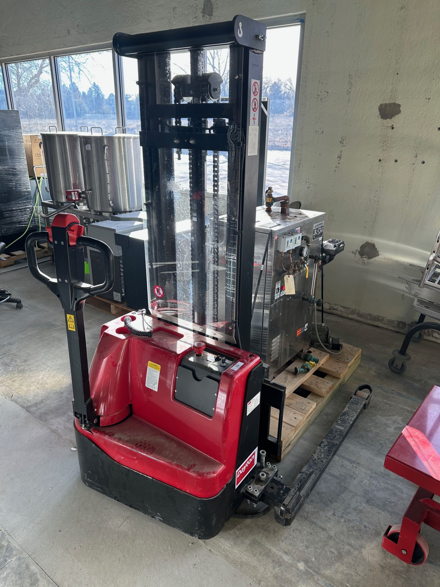 Dayton Electric Stacker with 2200 LB Capacity - Model 21XU84, S/N ...