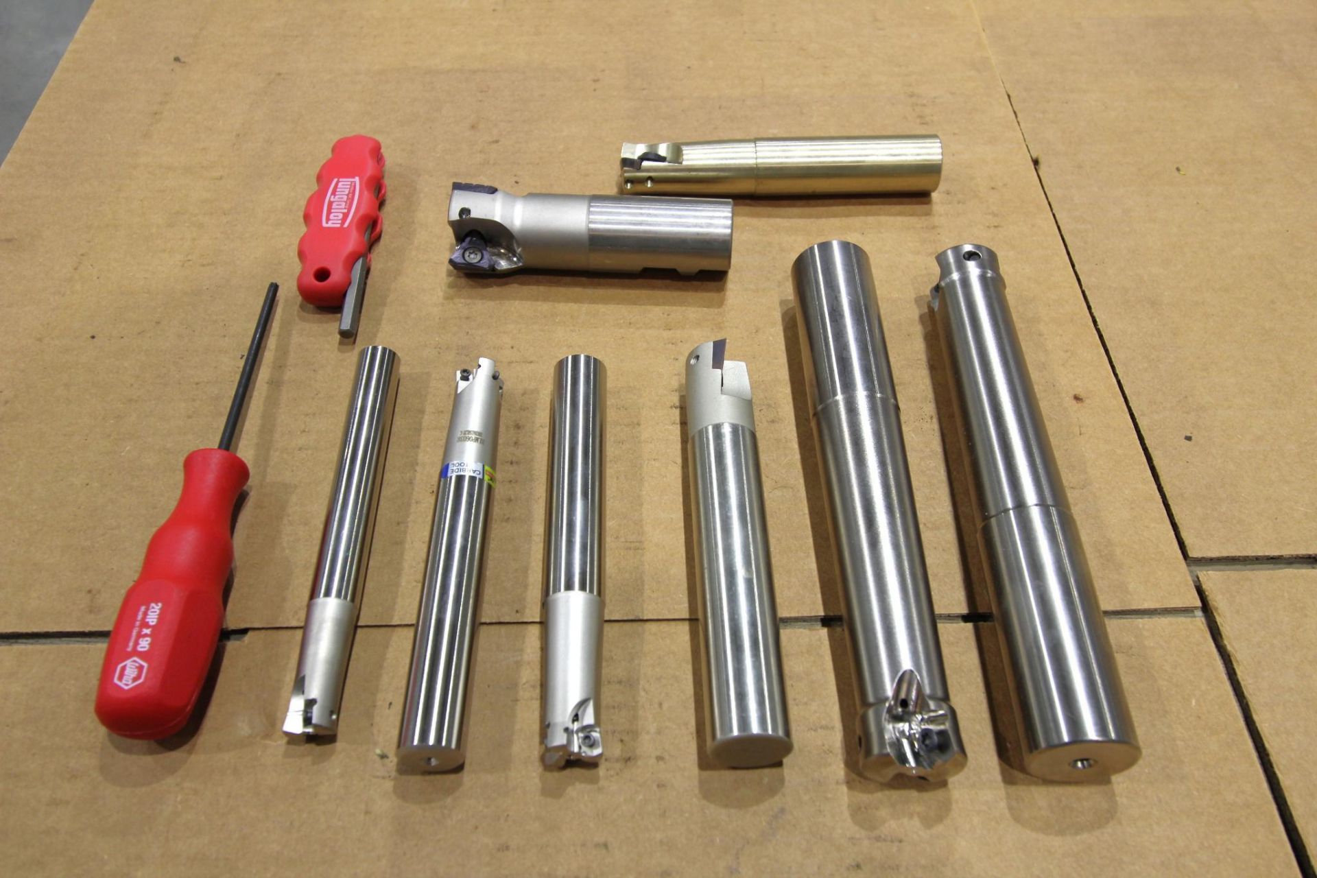 Mills Insert Storage LOT OF APPROX. (8) UNUSED INDEXIBLE INSERT SLOTTING MILLS, sq. corner ...