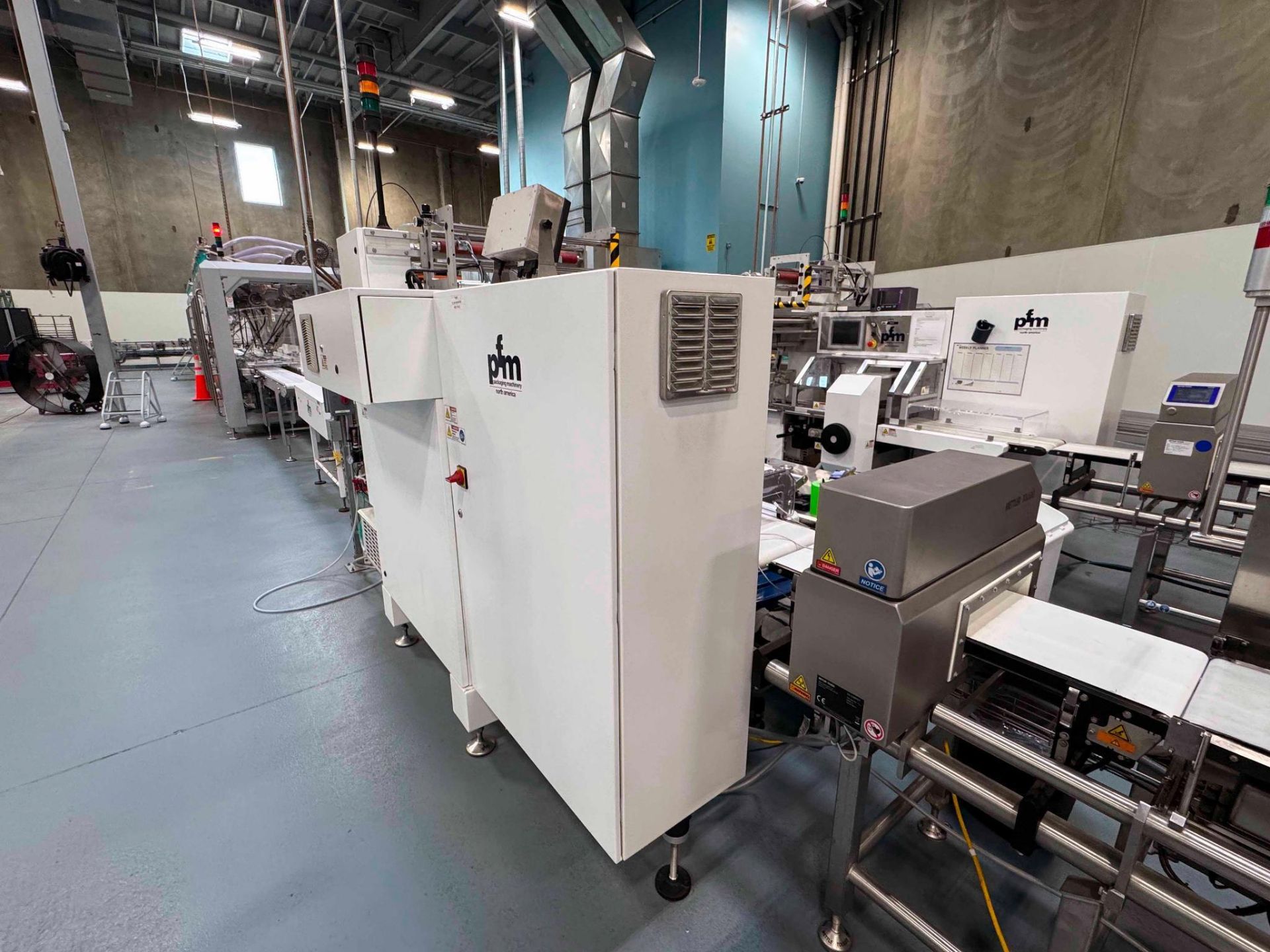 HORIZONTAL FLOW WRAPPER, PFM Packaging Machinery Corp., Mdl. Falcon, 3 ...