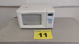 MAGIC CHEF, MCB780W, MICROWAVE OVEN