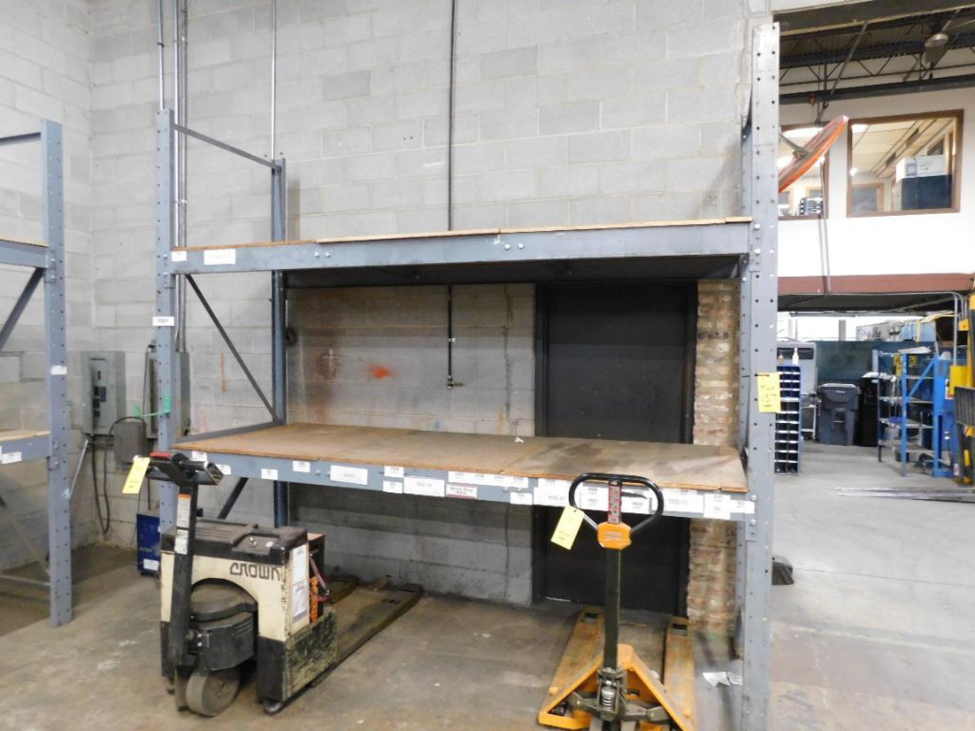 Armchair Section Racking LOT: (1) Section HD Racking, 120