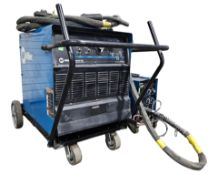Miller 302 Deltaweld MILLER XR Control Wire Feeder w/ Extension Cable and XR Push Pull Gun and