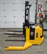 2008 Yale Pallet Stacker Walk Behind 4,000lbs capacity electric Powered Pallet Cart 24V with 845