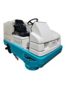 Tennant model 7400 Floor Scrubber Street Sweeper LPG (Propane) WITH (no propane tank included)