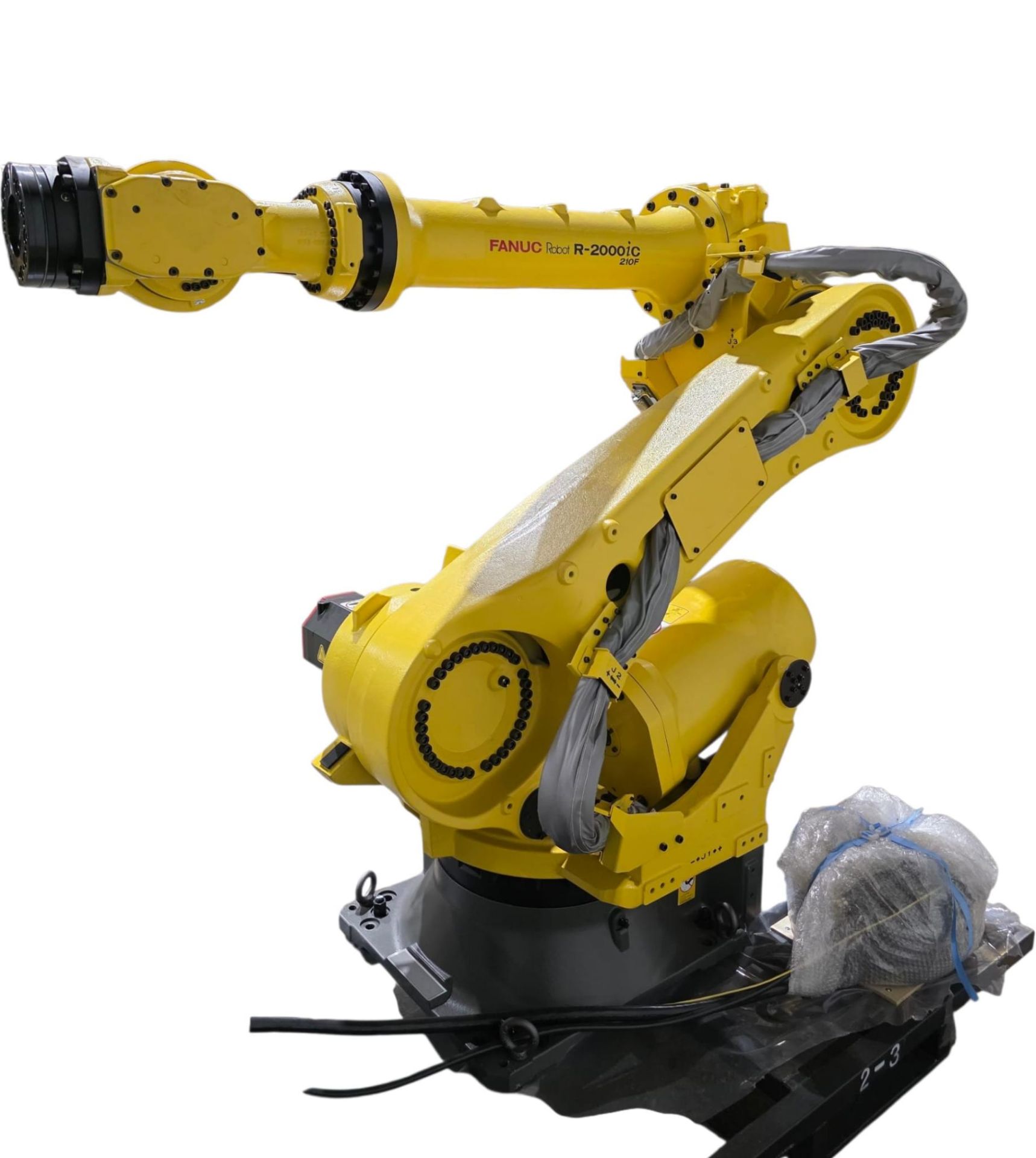 BRAND NEW FANUC R-2000ic/210F Handling Robot with controller complete
