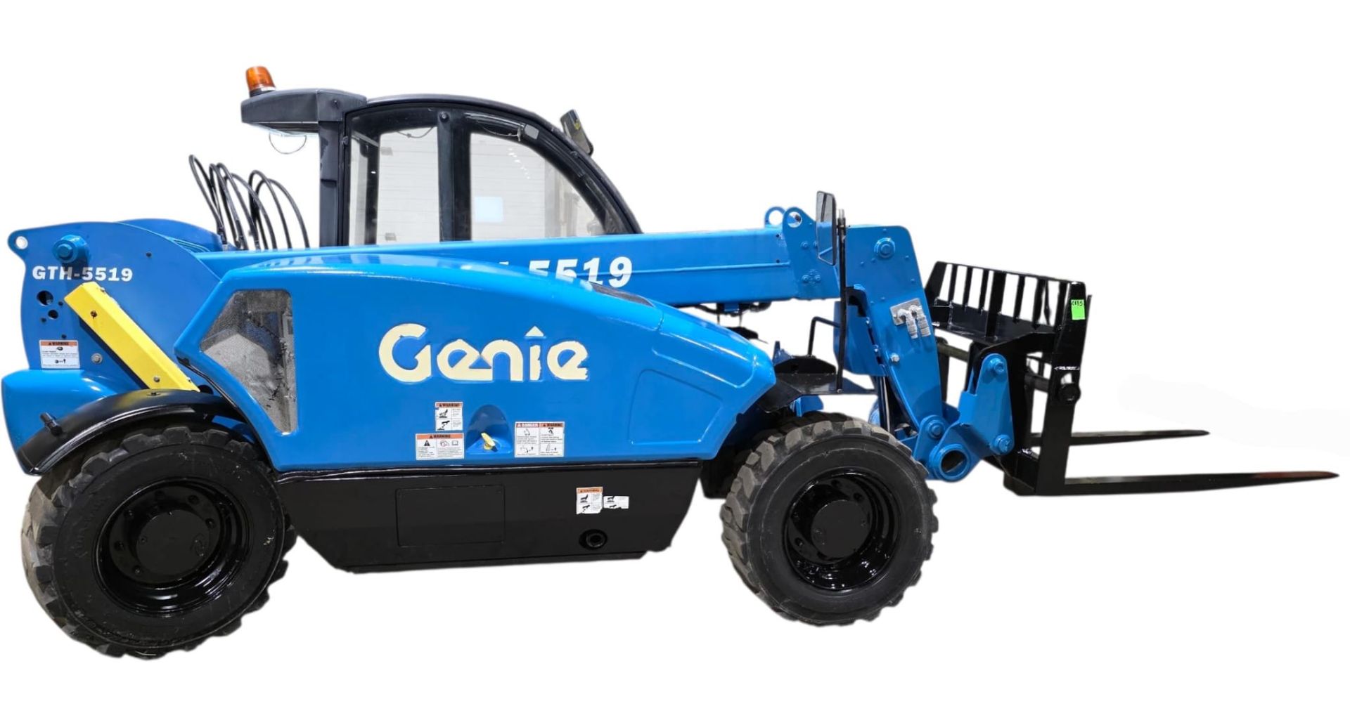 2018 Genie GTH-5519 Telehandler - 5500lb Capacity, 19ft Lift Height ...