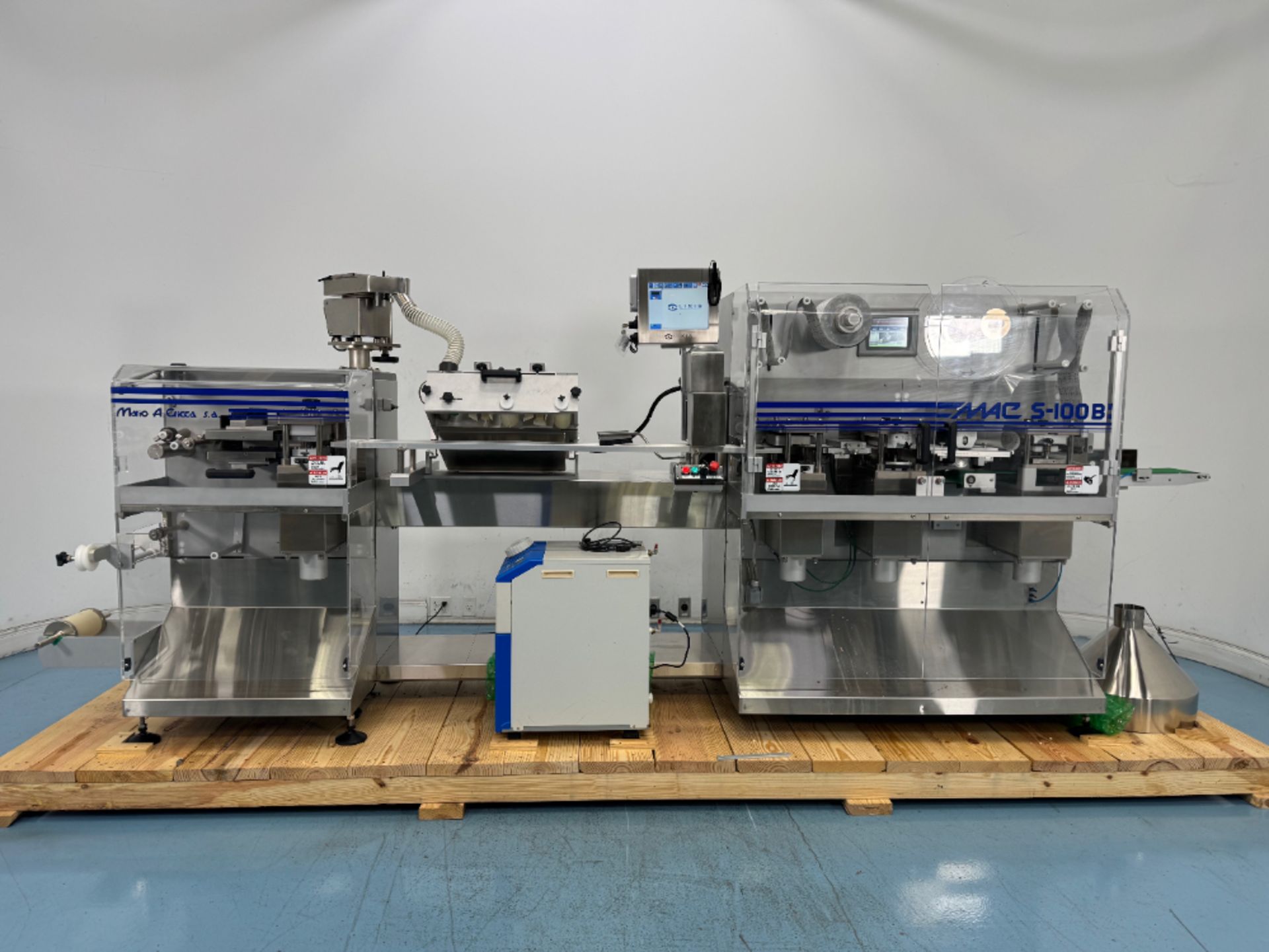 MAC S-100B Blister Machine , SN: 617, Description: The MAC S-100B is a ...