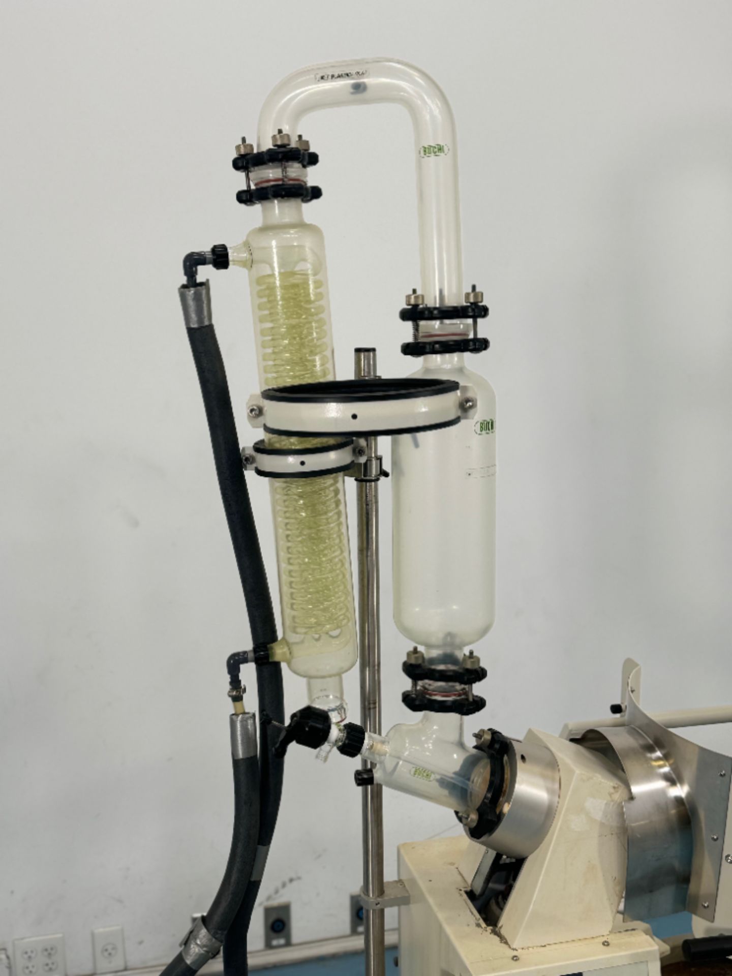Buchi Rotavapor R-220 Rotary Evaporator, SN: 411037070003, Electrical ...