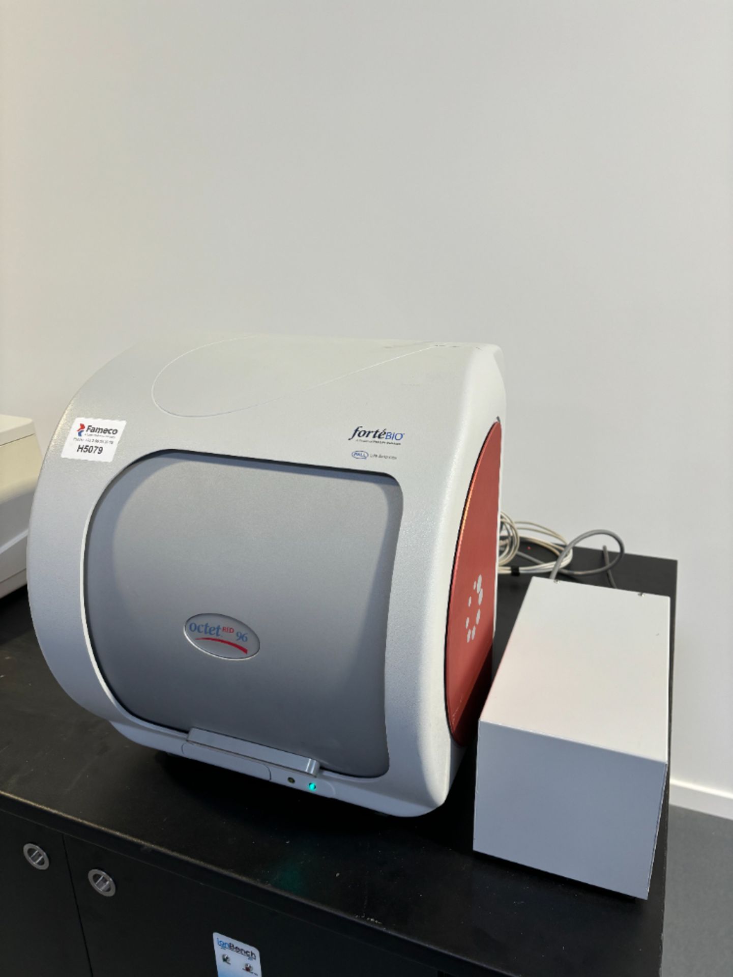 Fortebio Data Fortebio Octet Red 96 Protein Analyzer ,SN: FB-50354, With power supply