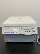 Eppendorf 5804 Centrifuge, SN: 5804EG763915, NOTE: Powered ON