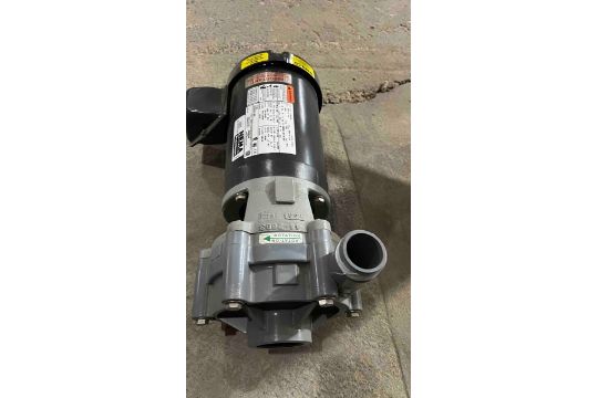 SERFILCO PUMP-Item#468 - Pump Model# P-42-01-38-C 3 Phase 60 Hz/208-230/460 * 3HP 50 Hz/ 190/380 * - Image 1 of 2