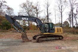 John Deere 200D LC Hydraulic Excavator (6300 Hours), 2011