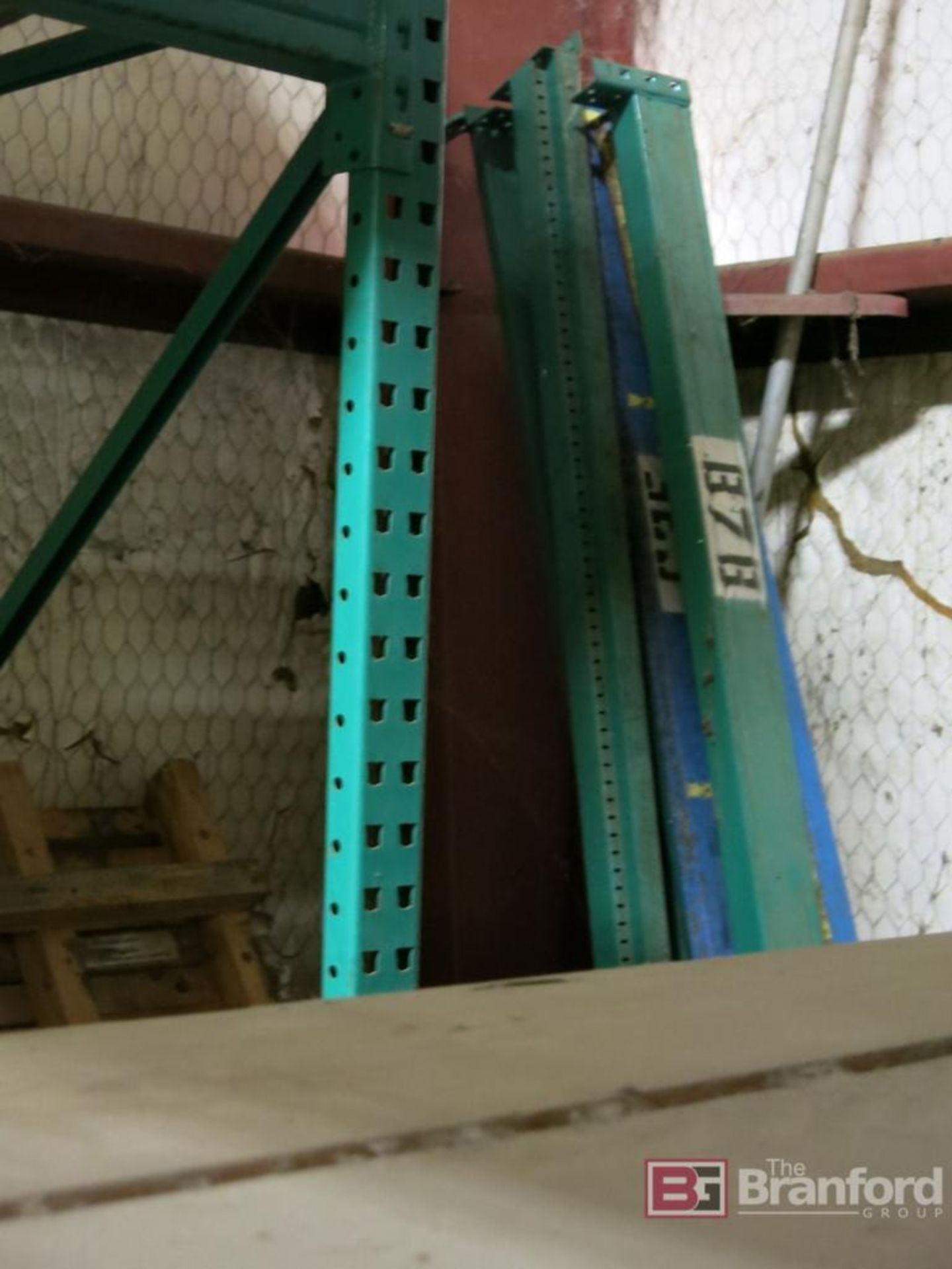 H Clips For Racking (7) Sections of Heavy Duty Clip Together Pallet Racking Including: (8 ...