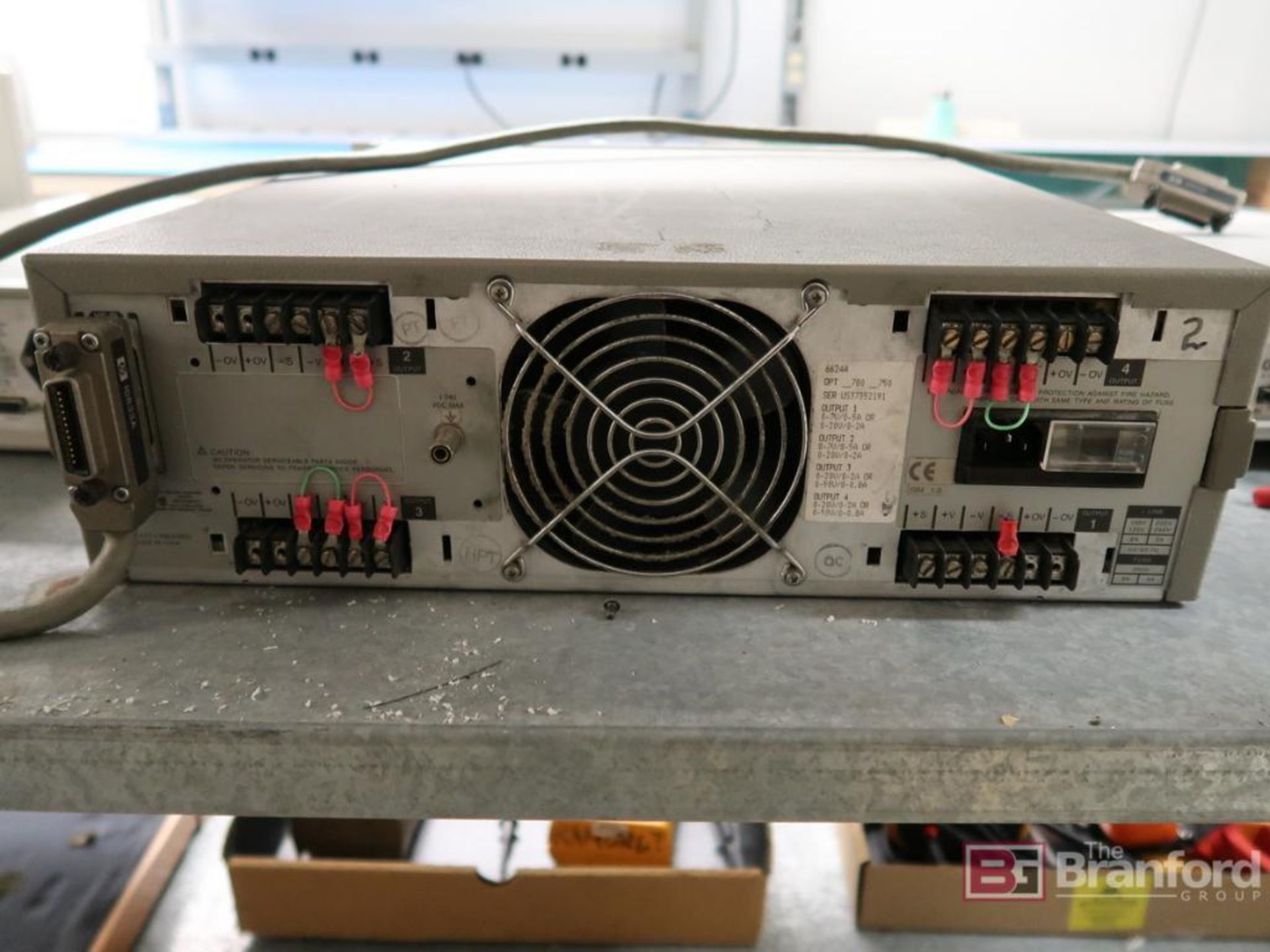 Hewlett Packard 6624A System DC Power Supply