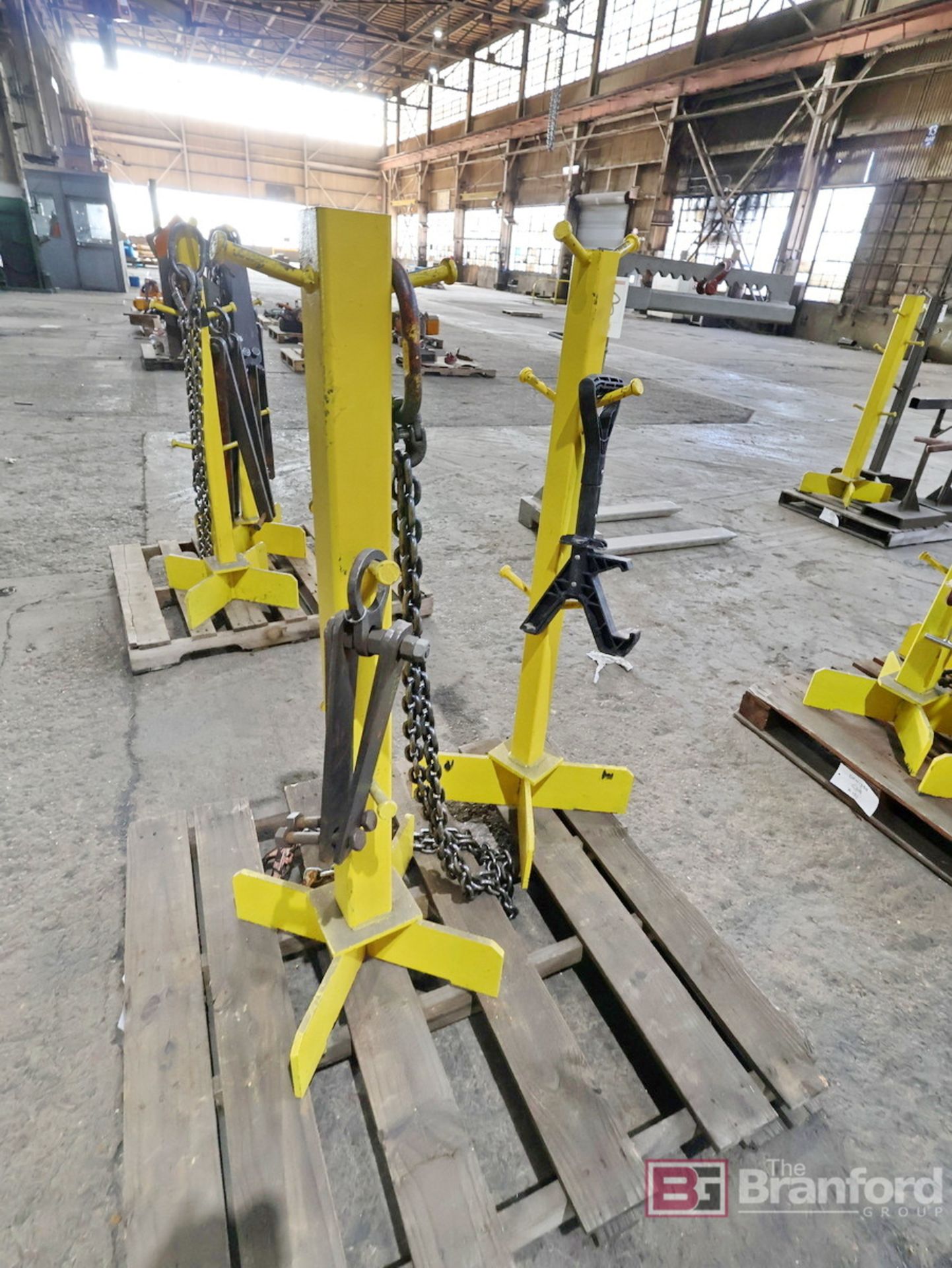 (2) Rigging Trees, w/ Chains