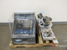 New Brunswick Innova 40 Incubator Shaker