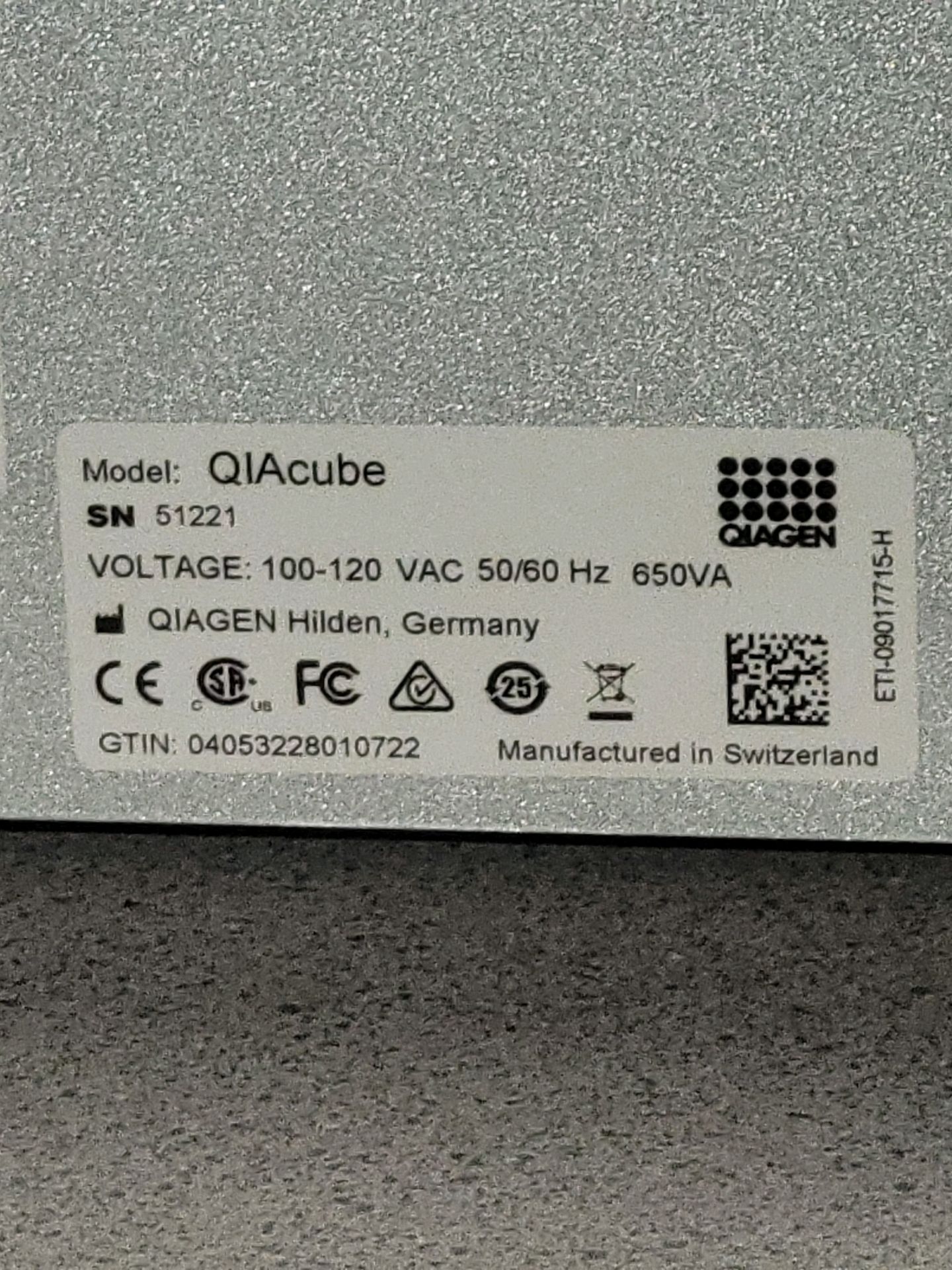 Qiagen QIAcube - Image 6 of 6