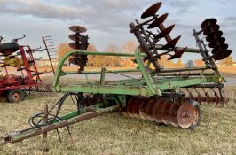 John Deere 230 18' Disc