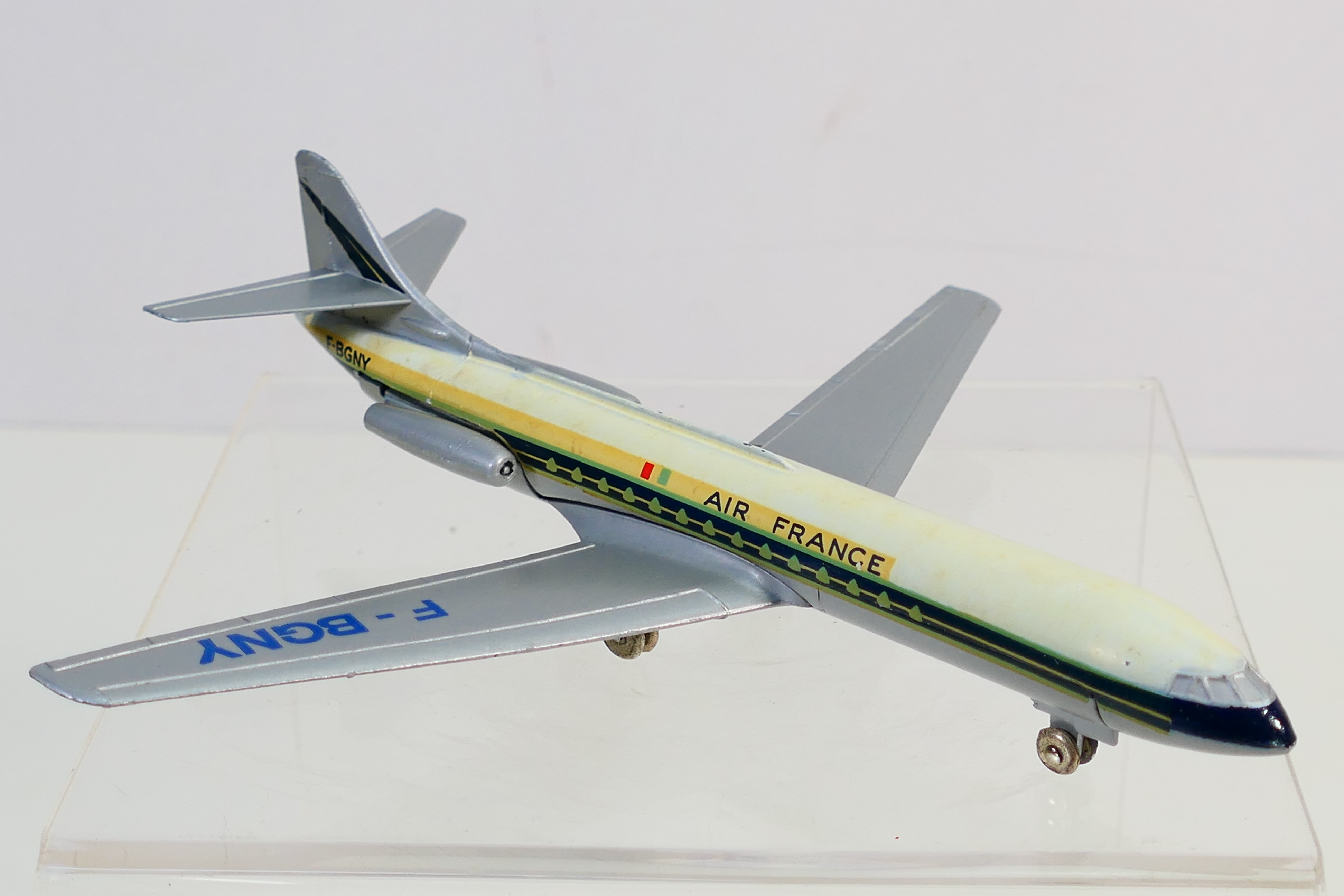 Avion Dinky Supertoys Caravelle SE 210 Air France - échelle 997 - Vintage France