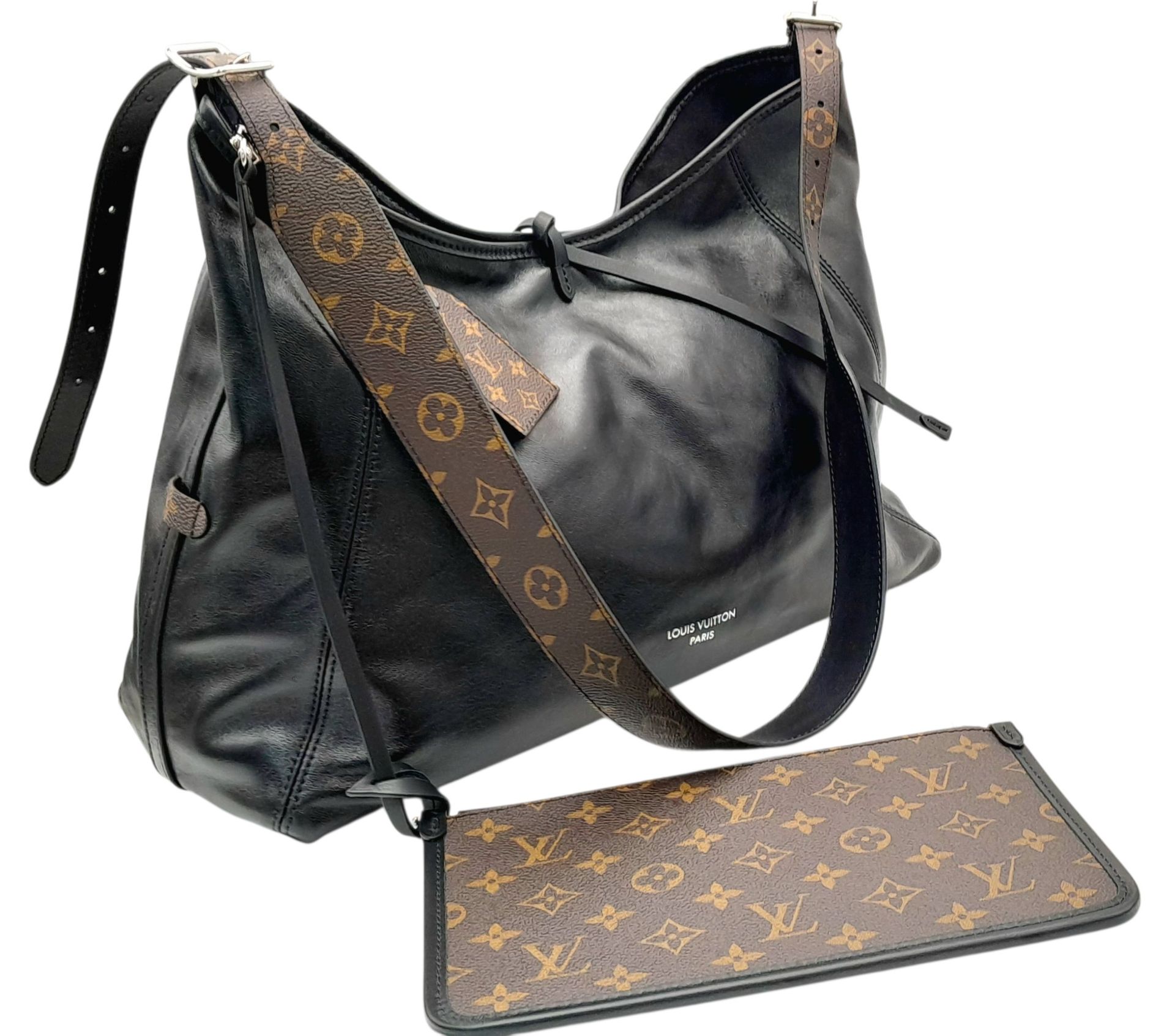 A Louis Vuitton Black Leather Graceful MM Hobo Bag. Black leather with monogram-coated canvas - Image 2 of 8