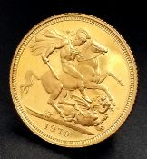 A Royal Mint 1979 Queen Elizabeth II Full Sovereign Coin. 22k Gold. High grade.