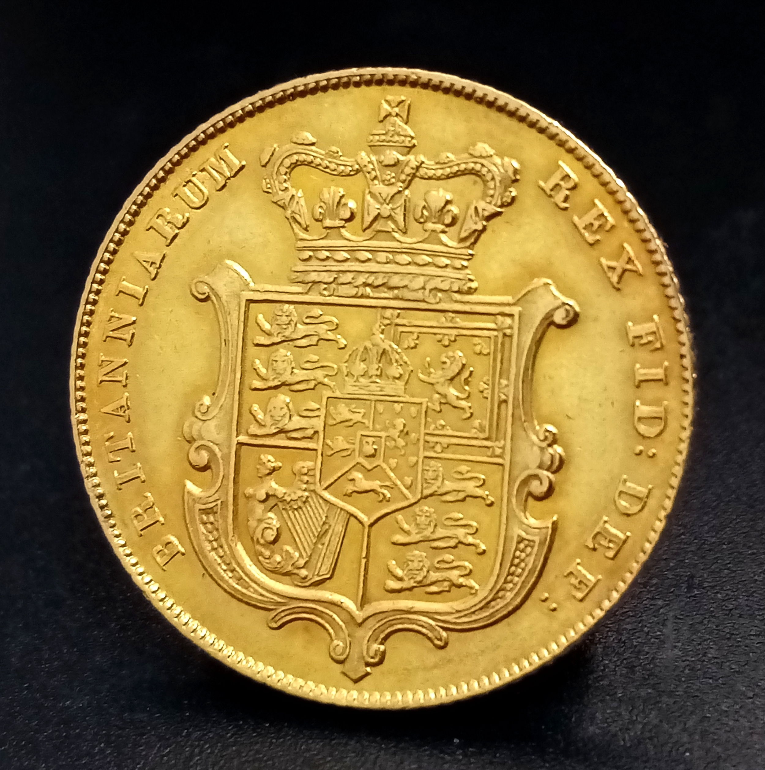 AN 1827 GEORGE IV BARE HEAD SHIELD BACK FULL SOVEREIGN COIN. IN VERY ...